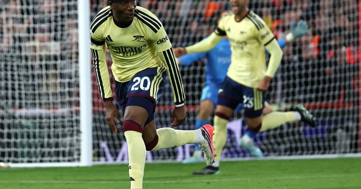 Arsenal Grabs Late 1-0 Win Over Forest, Keeps Pressure on Man City