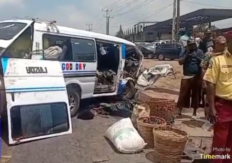 Four injured in Lagos accident, drivers handed to police