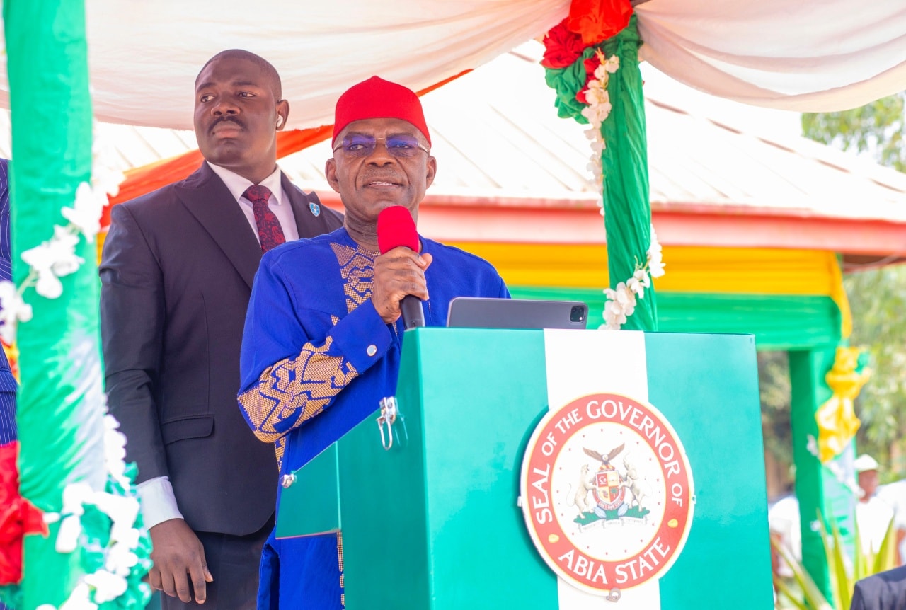 Otti starts rebuilding two major roads in Aba after years of neglect