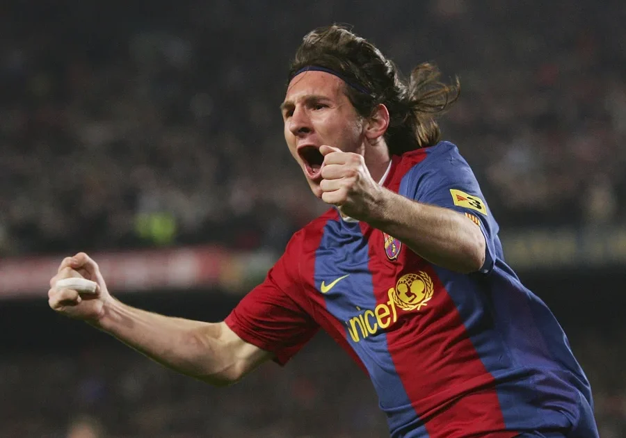 Messi shares what Ronaldinho told him at 16
