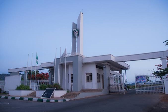 Nigerian government shares N38.93 billion with 166 schools