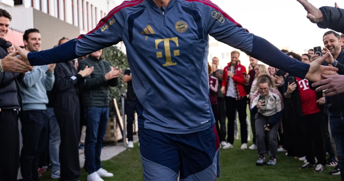 Bayern Honors Kane After His Ballon d'Or Win