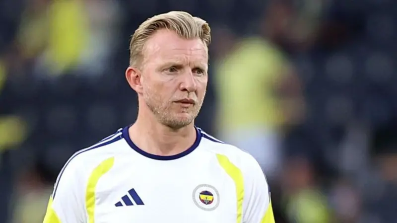 Kuyt Takes Over as Interim Coach at Fenerbahce