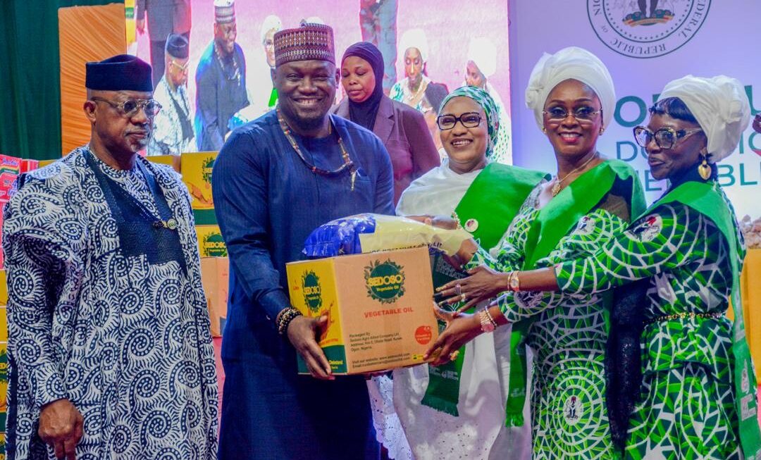 Remi Tinubu’s Hope Initiative Brings Food Aid to Ogun Residents
