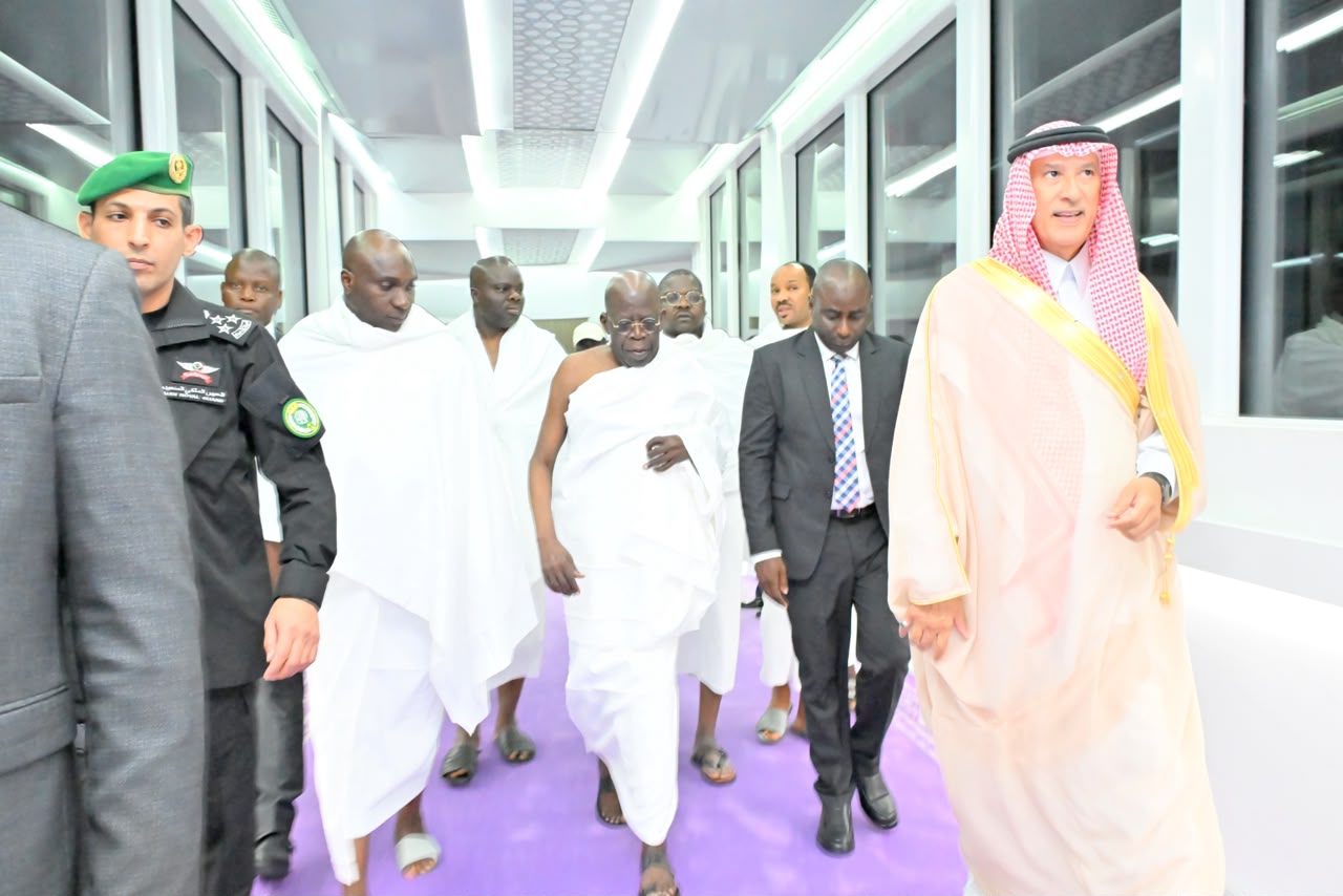 Tinubu Completes Umrah in Saudi Arabia